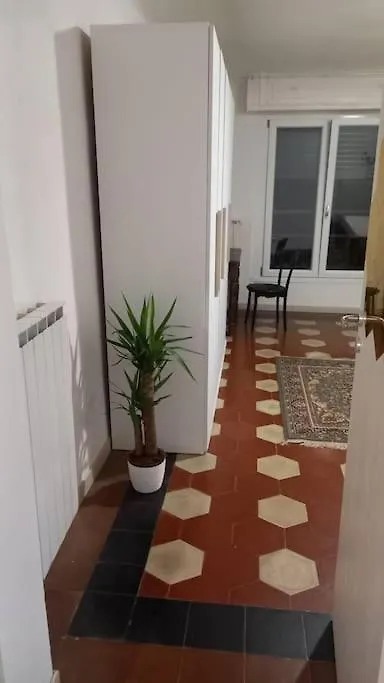 Apartment Tradate Centro -150Mt Dalla Stazione Ferrovie Nord