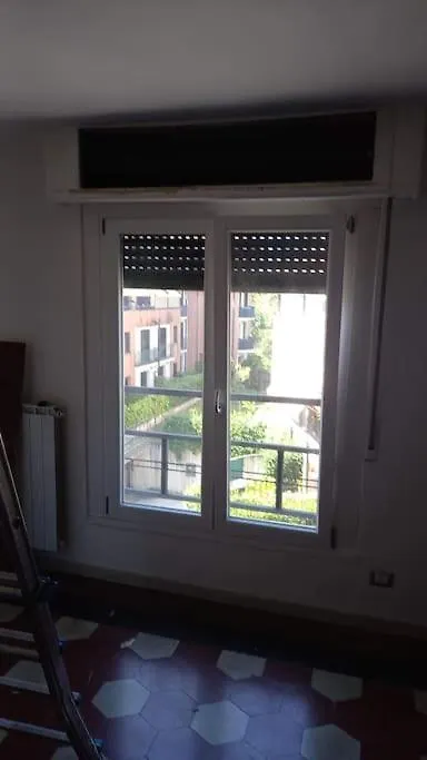 Tradate Centro -150Mt Dalla Stazione Ferrovie Nord 0*,